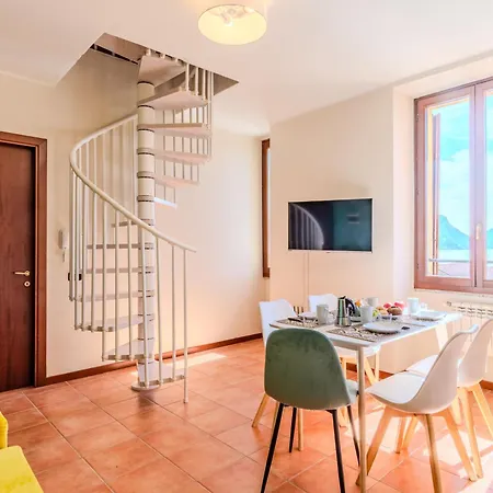 Lägenhet Piazza San Giuseppe-8 By Interhome Acquaseria